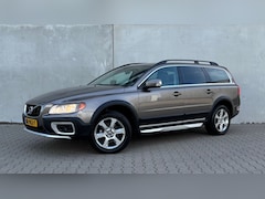 Volvo XC70 - 2.4D Summum | Nieuwe koppeling | Grote service | Nieuwe APK | Leder