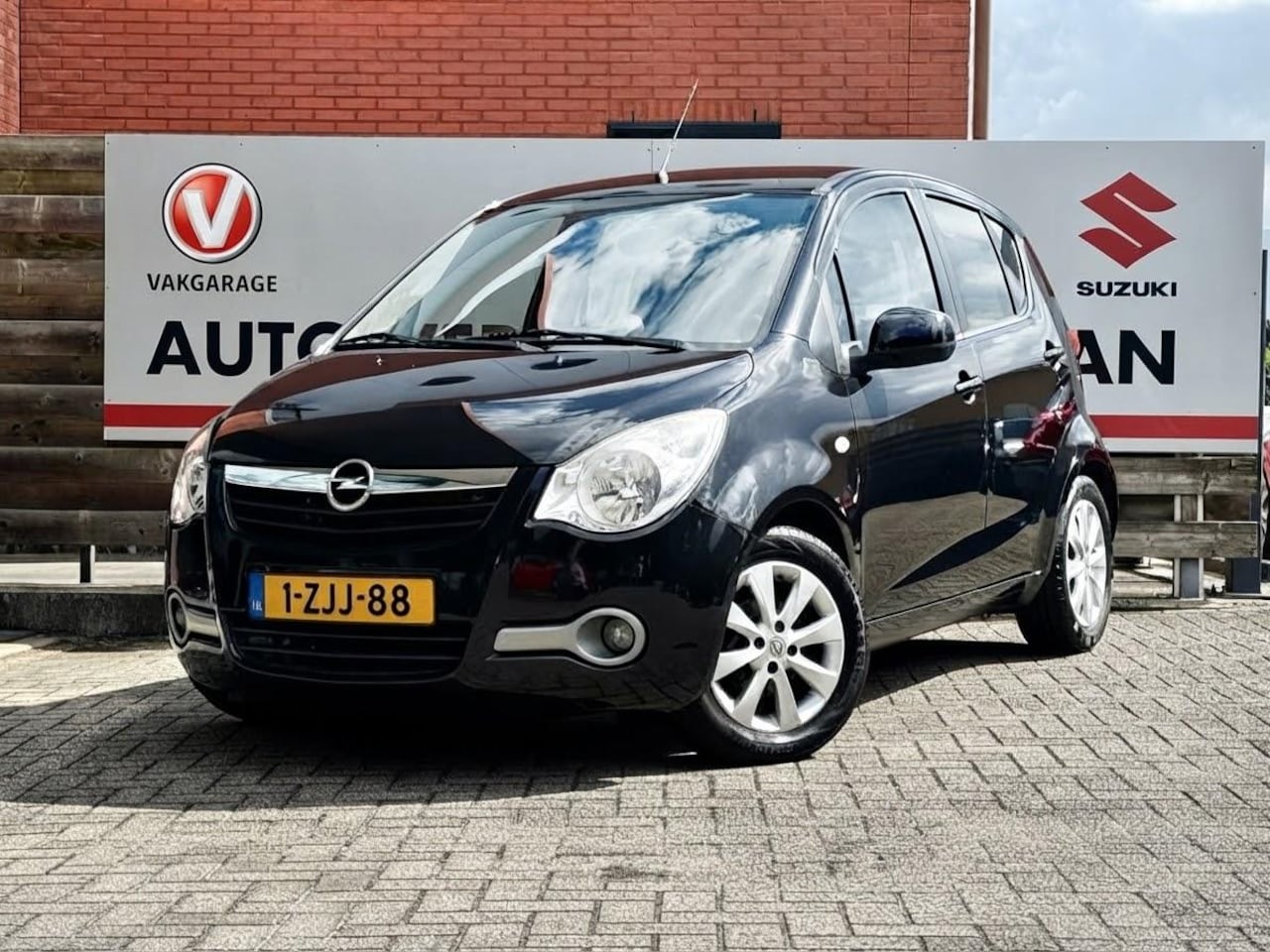 Opel Agila - 1.2 Edition Airco, Parkeersensoren achter, Elektrische Ramen, Centrale Vergrendeling - AutoWereld.nl
