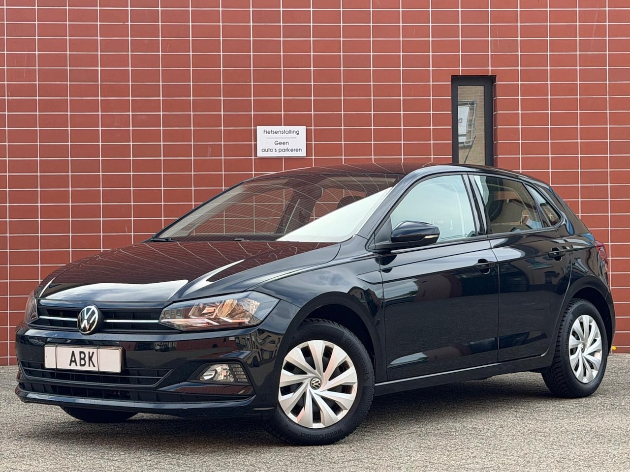 Volkswagen Polo - 1.0 MPI Comfortline Carplay/Navi/Airco - AutoWereld.nl