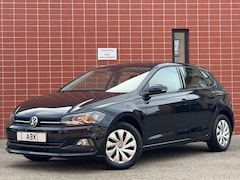 Volkswagen Polo - 1.0 MPI Comfortline Carplay/Navi/Airco