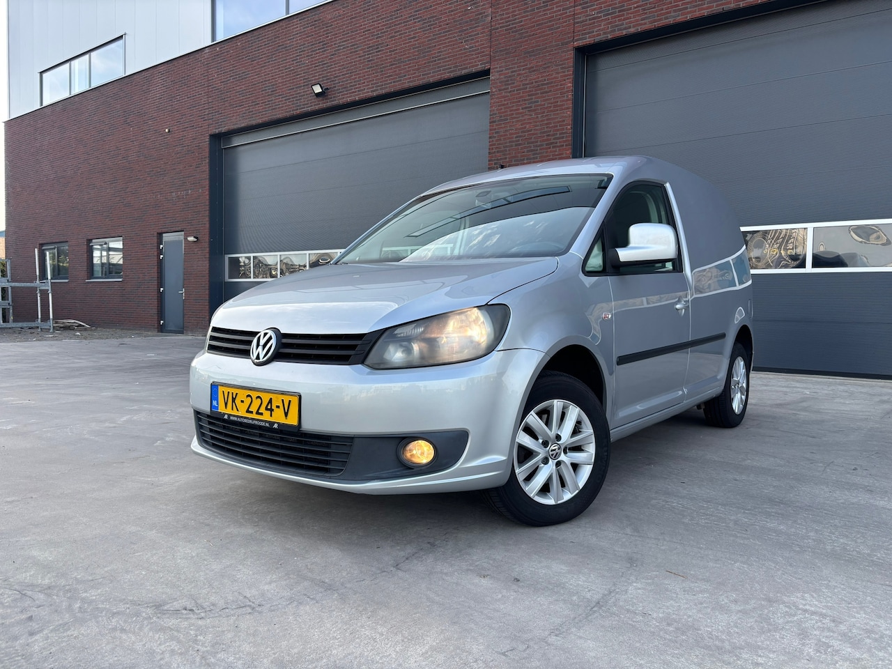 Volkswagen Caddy - 1.6 TDI Airco*Cruise Controle*Nieuwe Distributie* LM Velgen*Bumpers In Kleur - AutoWereld.nl