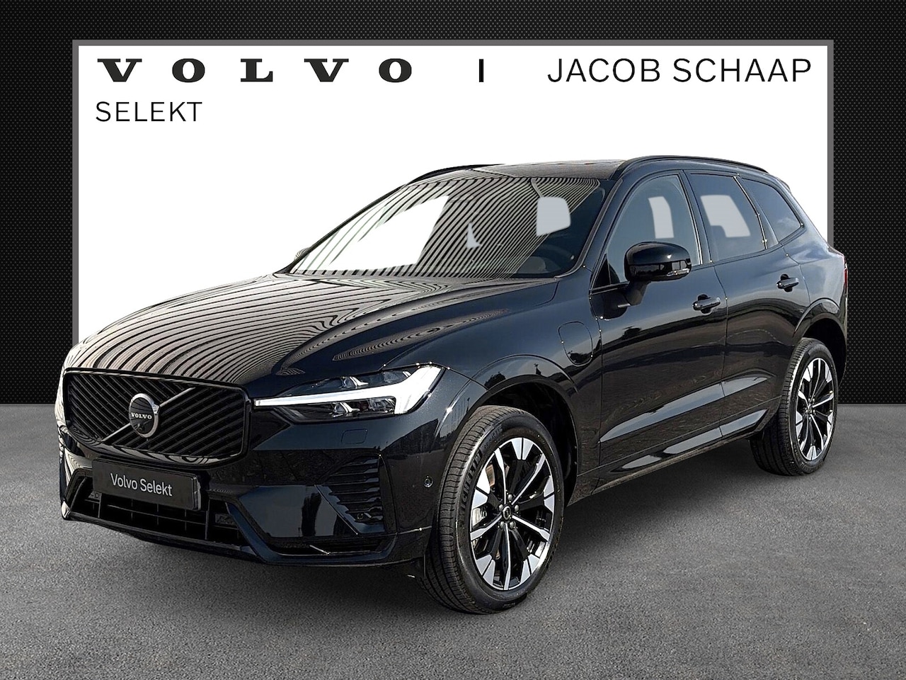 Volvo XC60 - T6 Plug-in AWD Ultra Dark / Luchtvering / Trekhaak semi elektrisch /  Panoramadak / - AutoWereld.nl