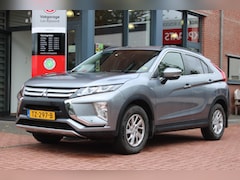 Mitsubishi Eclipse Cross - 1.5 DI-T *Pure* | Trekhaak | Carplay | Camera | Cruise & Climate Control | PDC | Privacy |