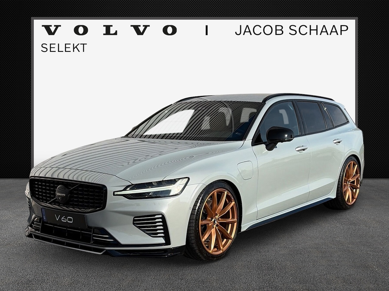 Volvo V60 - T6 Plug-in hybrid AWD Plus Dark / Heico velgen / Styling kit / Black Sheep pakket / Stoel - AutoWereld.nl