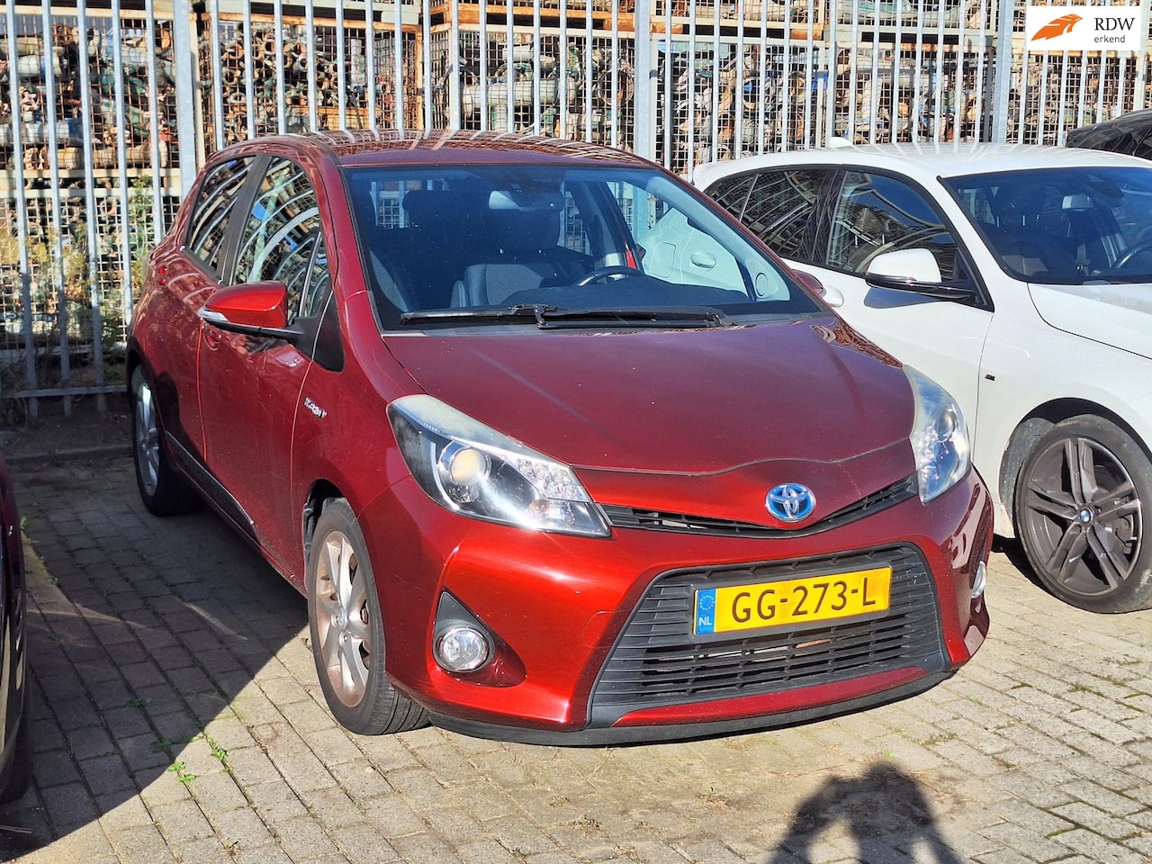 Toyota Yaris - € 7950,-1.5 Full Hybrid Dynamic Apk 06/2027 - AutoWereld.nl