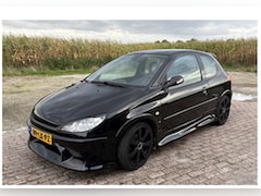 Peugeot 206 - 2.0-16V GTI unieke uitvoering van 1e eigenaar