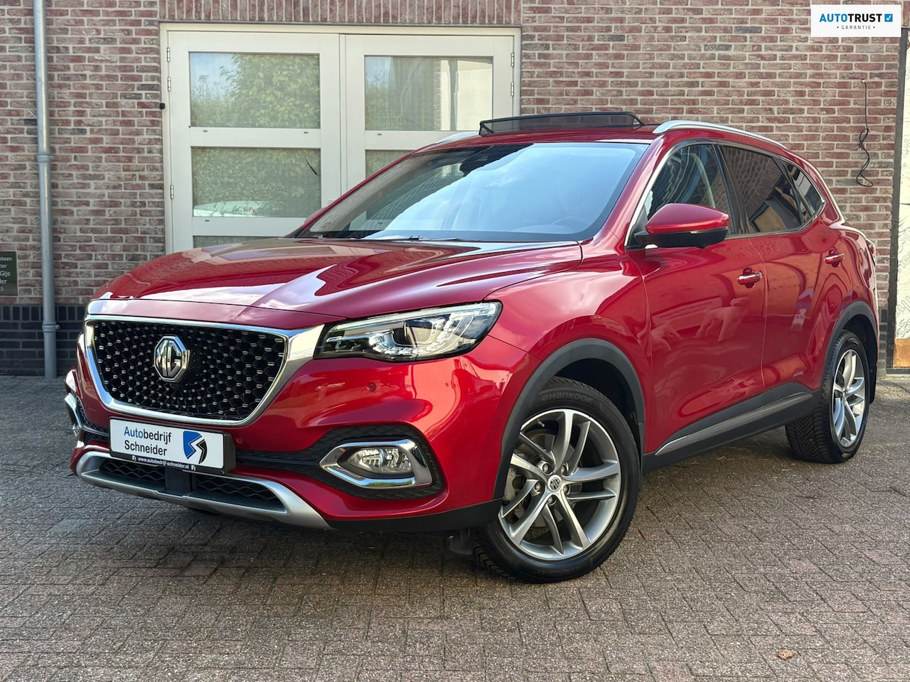 MG EHS - 1.5 TGDI Luxury Pano,Trekhaak,Dealer onderh. - AutoWereld.nl
