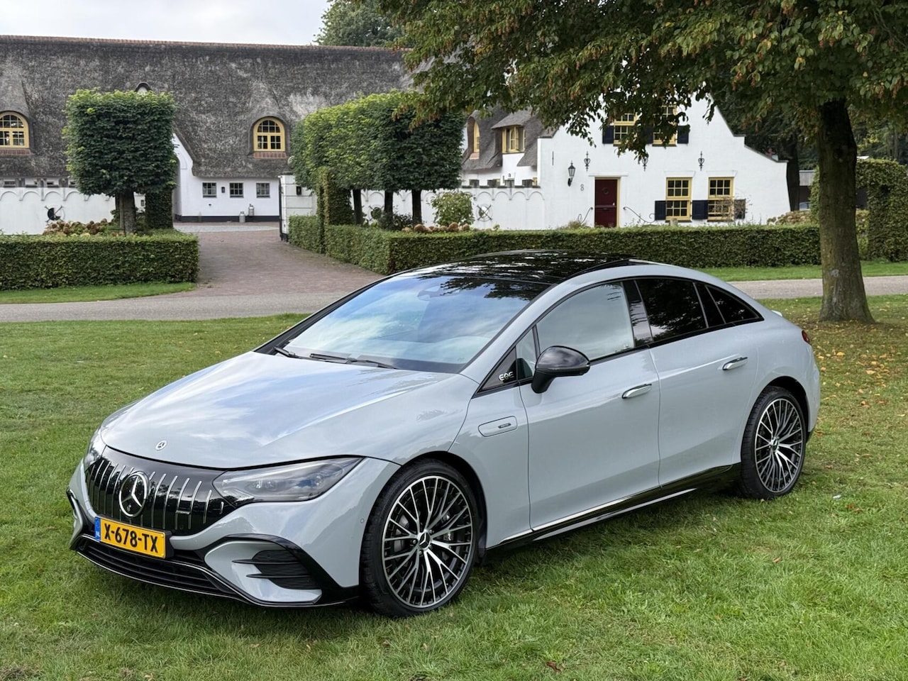 Mercedes-Benz EQE - 43 AMG 4MATIC 100% SOH Burmester Hyperscreen - AutoWereld.nl