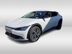 Kia EV6 - Light Edition 58 kWh / SOH 100% / Camera / Navigatie / Keyless / 19'' / DAB / Stuur+Stoelv