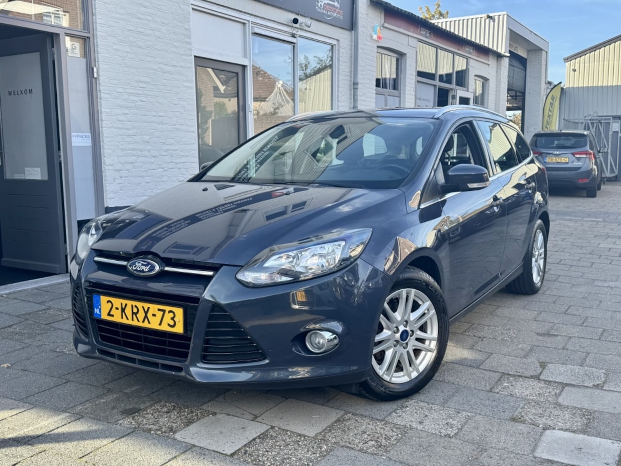 Ford Focus Wagon - 1.0 EcoB. Titanium*Dealer-OND*NW-Koppeling* - AutoWereld.nl