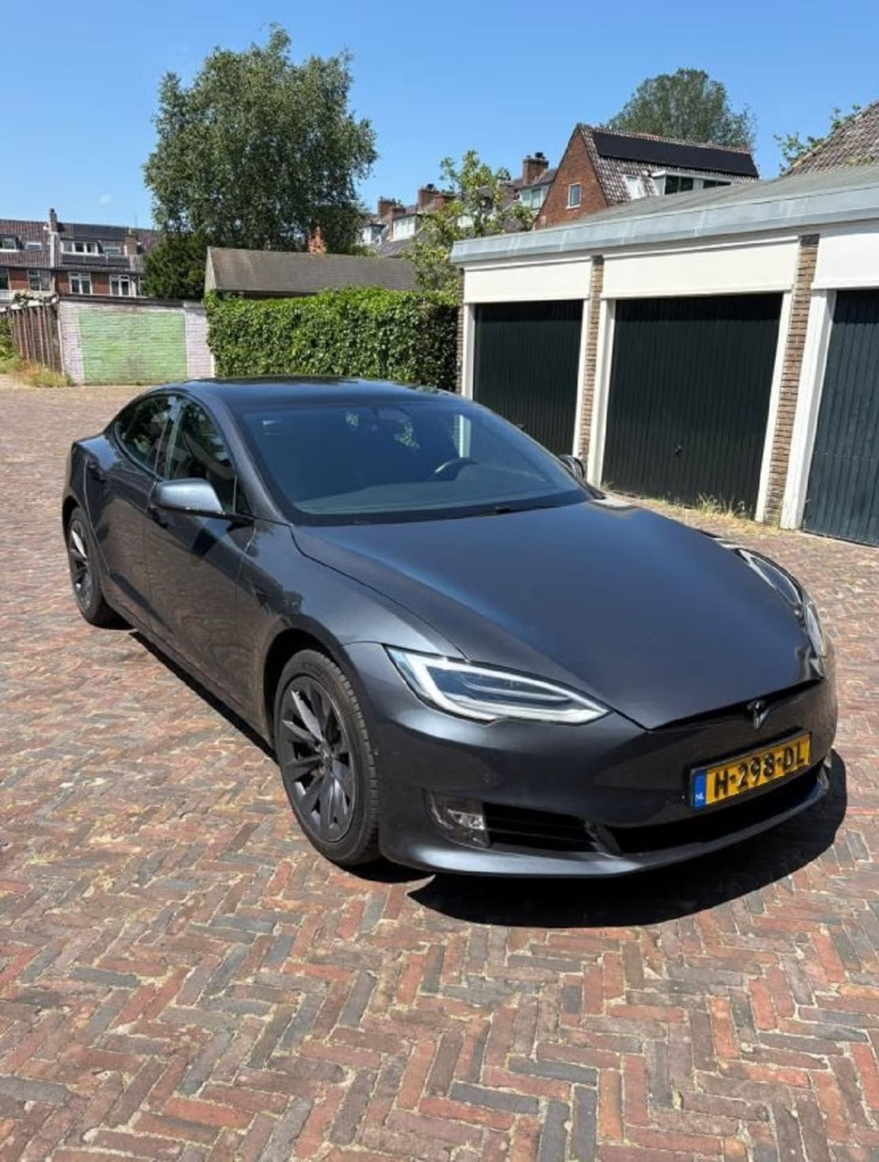 Tesla Model S - Long Range - AutoWereld.nl