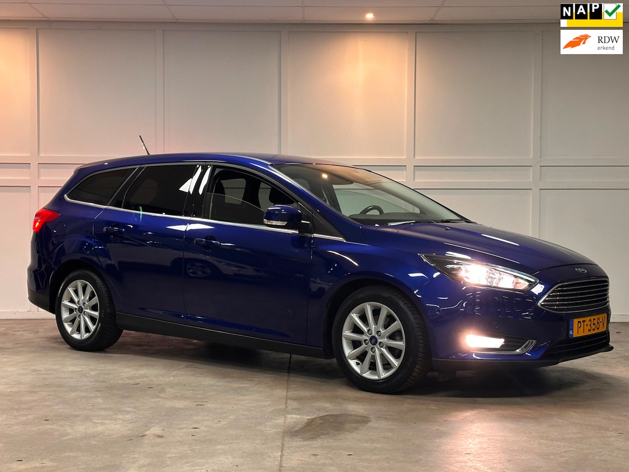 Ford Focus Wagon - Titanium / 2017 / Cruise / Navi - AutoWereld.nl