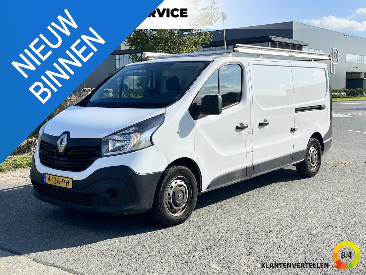 Renault Trafic - 1.6 dCi T29 L2H1 Comfort Airco, cruise, pdc achter, trekhaak, imperiaal, 2x schuifdeur, ca - AutoWereld.nl