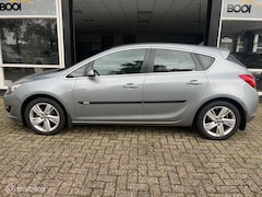 Opel Astra - 1.4 Turbo Design Edition