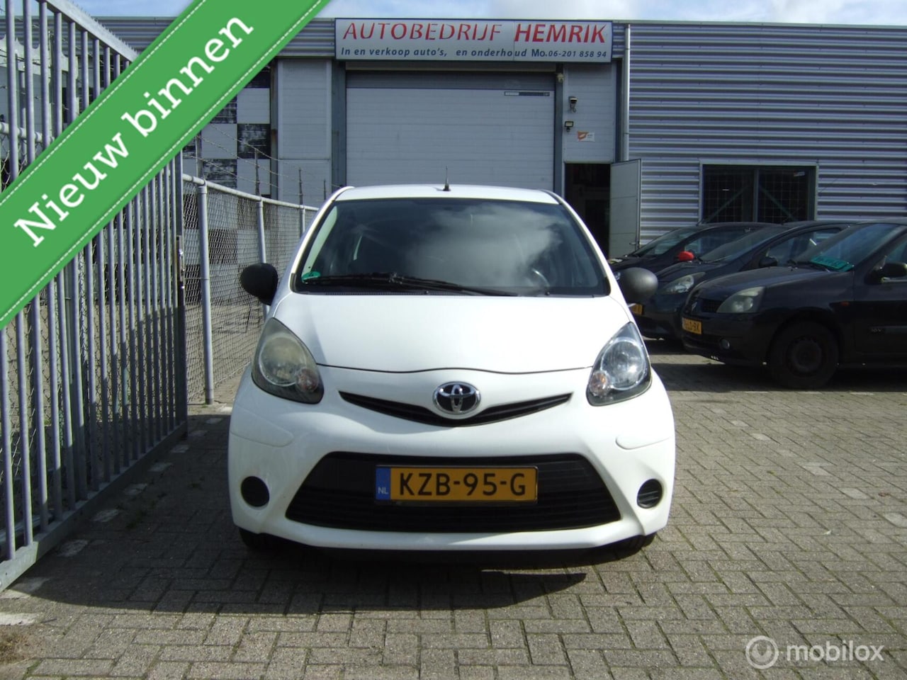 Toyota Aygo - 1.0 VVT-i x-clusiv 1.0 VVT-i x-clusiv - AutoWereld.nl