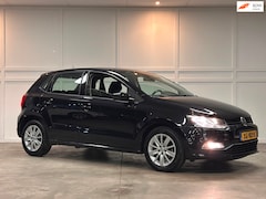 Volkswagen Polo - 1.0 Comfortline 2016 / Navi / 5 Deurs