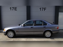 BMW 3-serie - 323i aut. E36 96dkm-zeldzaam