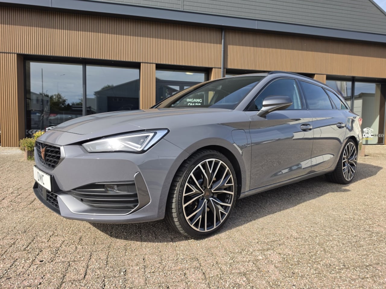 CUPRA Leon Sportstourer - VZ e-Hybrid - AutoWereld.nl
