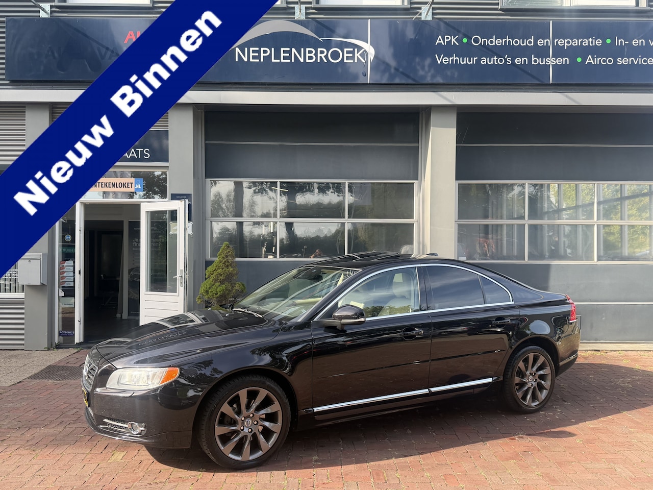 Volvo S80 - 2.0 D3 Summum Bj 2012 164pk Leer,18Inch,Navi,Cruise,Clima,Pdc,Trekhaak Dealer onderhouden - AutoWereld.nl