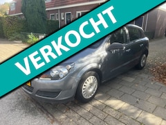 Opel Astra - 1.6 Essentia 5-DEURS AIRCO