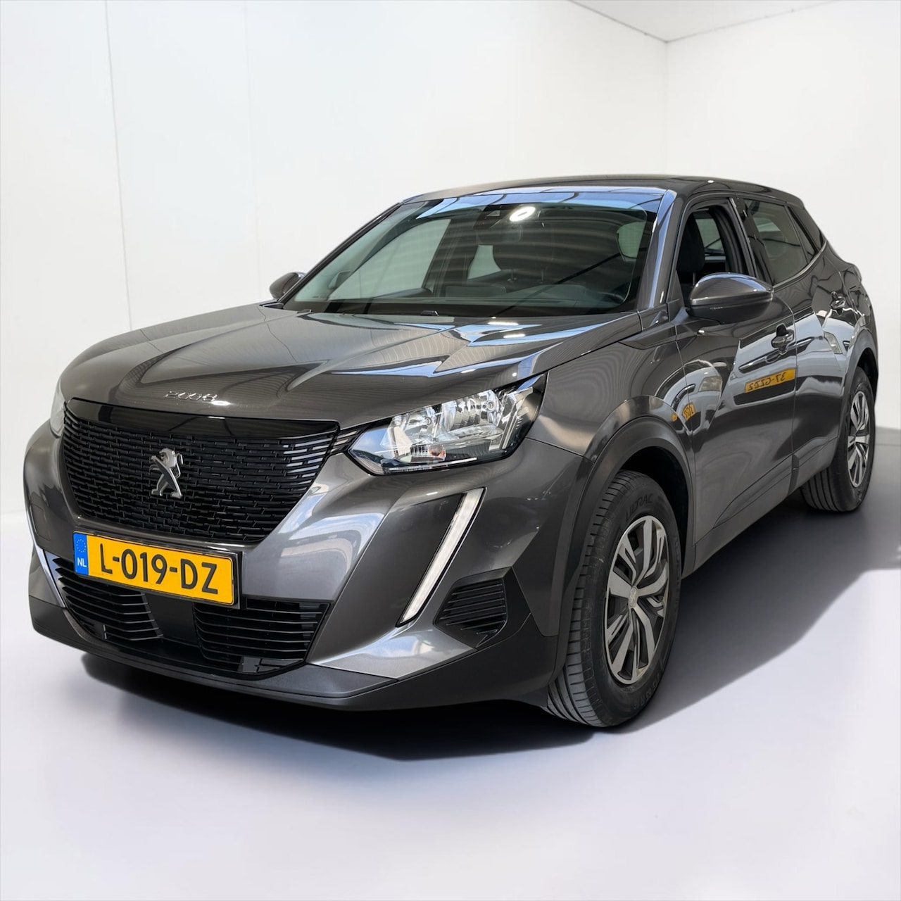 Peugeot 2008 - 1.2 Active 2jr APK trekhaak LED - AutoWereld.nl