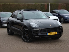 Porsche Macan - 2.0 / Panoramadak / Camera / Luchtvering / Sportdesign+Chrono / 21'' / Adaptieve stoelen /