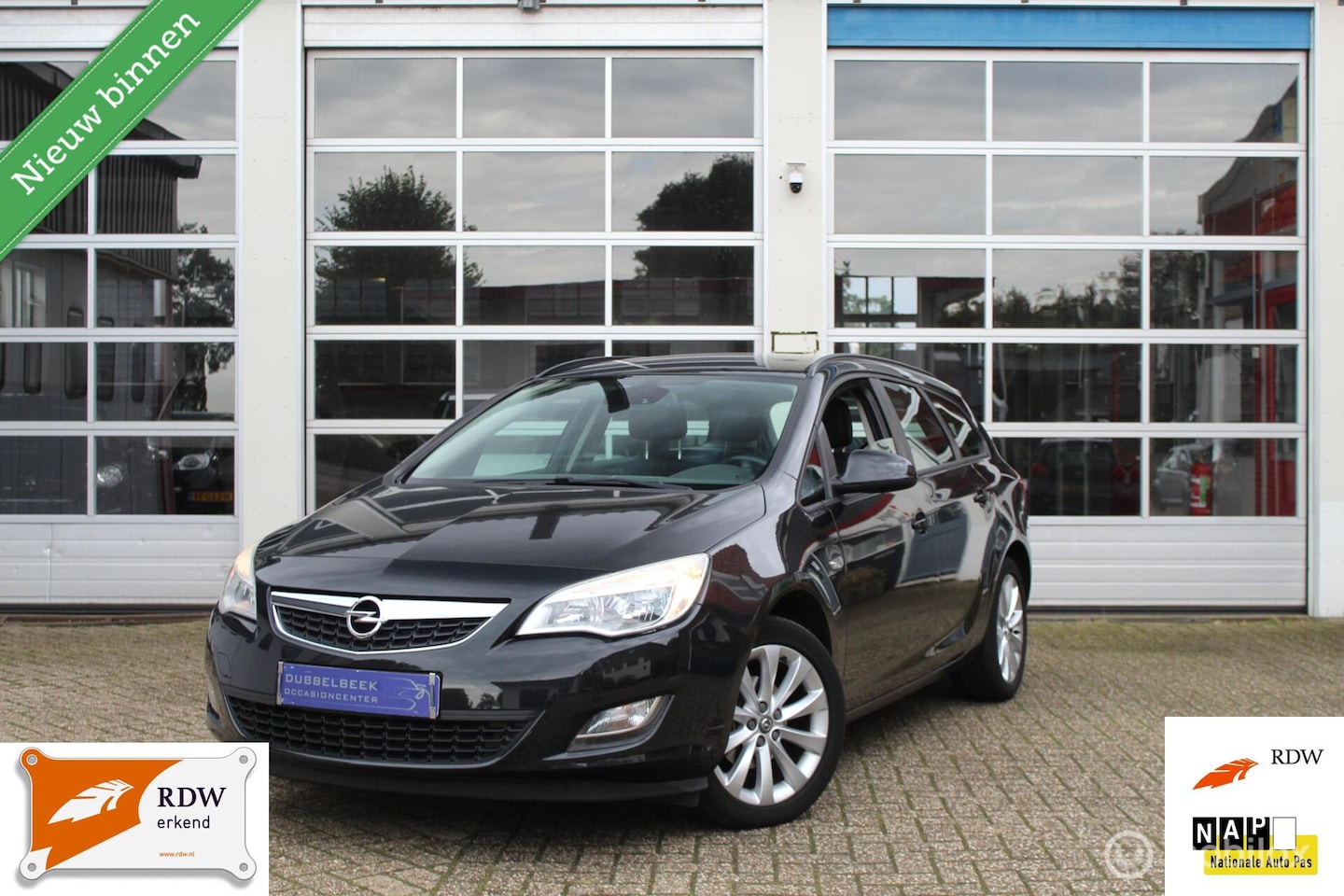 Opel Astra Sports Tourer - 1.4-16V 140PK 6-BAK Turbo Anniversary Edition/COSMO *NAVIGATIE* *CLIMATE CONTROL (AIRCO)* - AutoWereld.nl