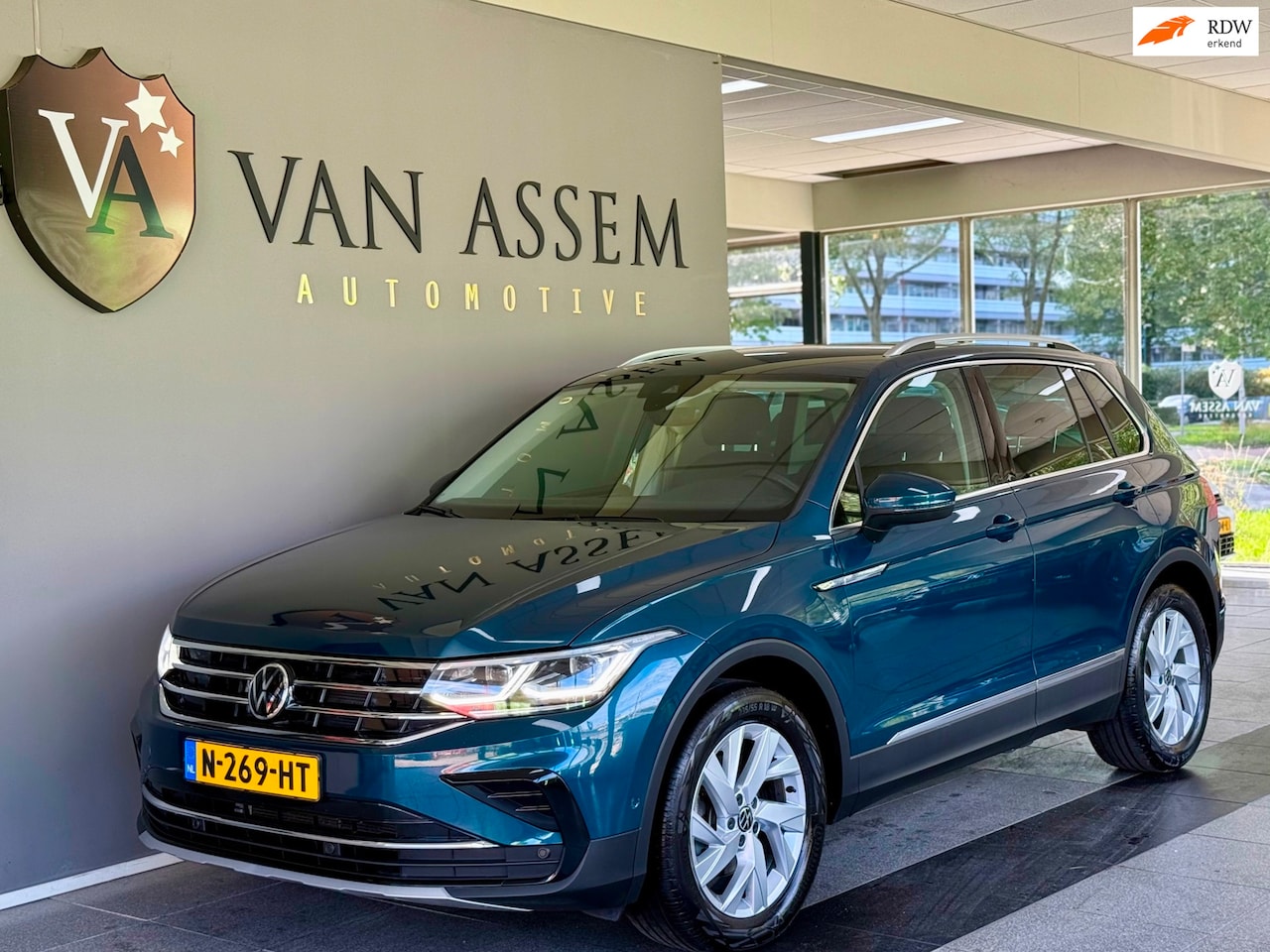 Volkswagen Tiguan - 1.5 TSI Highline|VIRTUAL|CAMERA - AutoWereld.nl