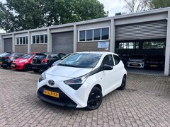Toyota Aygo - 1.0 VVT-i x-fun 1e Eigenaar/ Airco/ Groot scherm/ NAP Garantie