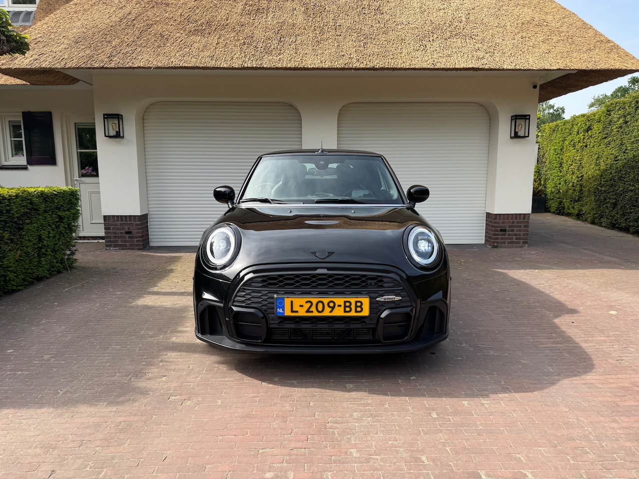MINI Cabrio - 1.5 Cooper MINI Yours Cooper JCW pakket - AutoWereld.nl