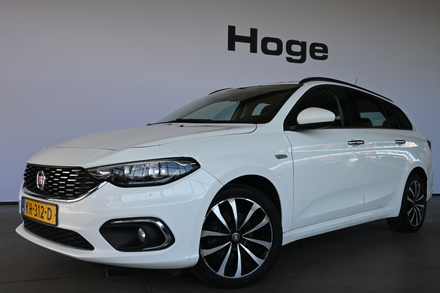 Fiat Tipo Stationwagon - 1.3 MultiJet 16v Pop Clima Cruise Control LED Goed Onderhouden! Inruil Mogelijk! - AutoWereld.nl