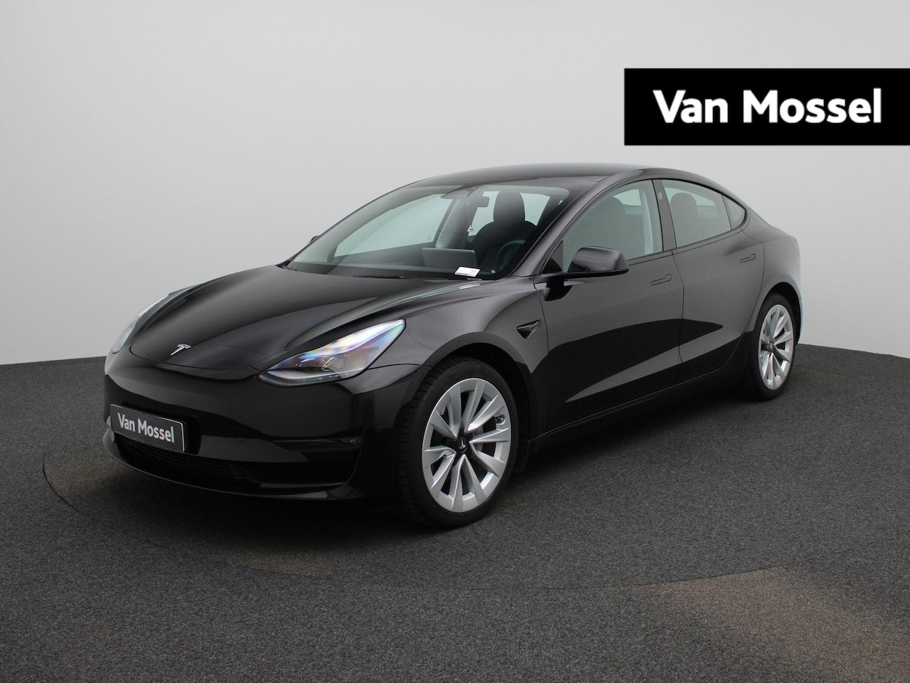 Tesla Model 3 - Long Range AWD 75 kWh | PANORAMADAK | ACHTERUITRIJCAMERA | ELEKTRISCH VERSTELBARE VOORSTOE - AutoWereld.nl