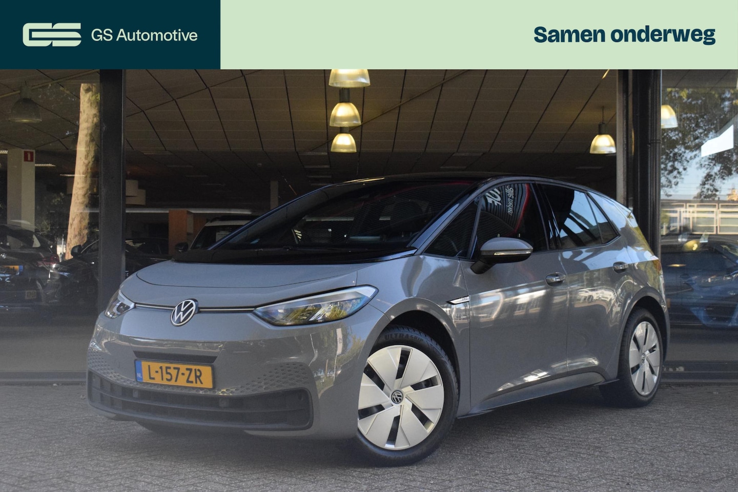 Volkswagen ID.3 - Life 58 kWh met NAVIGATIE|STOELVERWARMING|CAMERA - AutoWereld.nl