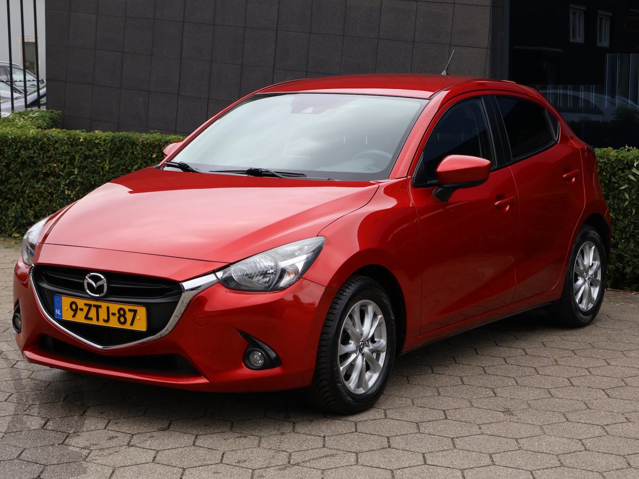 Mazda 2 - 1.5 Skyactiv-G|Nav|Cruise|Airco|LMV| - AutoWereld.nl