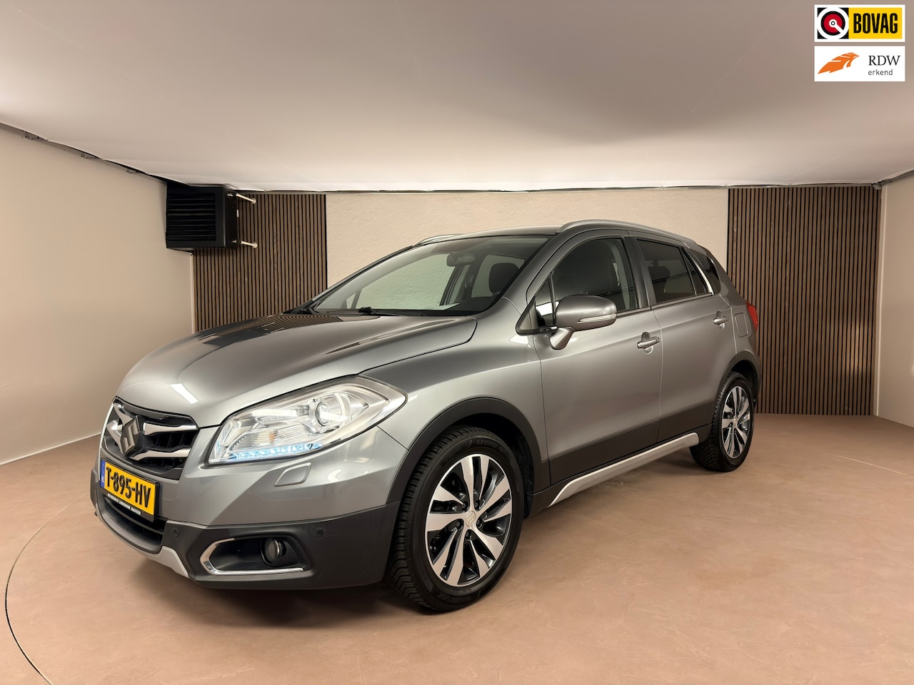 Suzuki SX4 S-Cross - 1.6 Exclusive All Season Banden Stoel / verwarming - AutoWereld.nl
