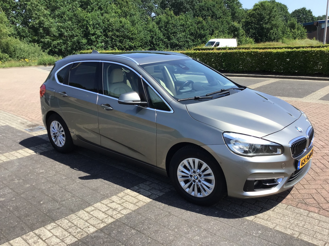 BMW 2-serie Active Tourer - 218d Corporate Lease Luxury - AutoWereld.nl
