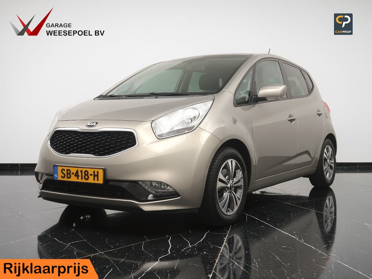 Kia Venga - 1.4 CVVT Summer Edition - Navigatie - Camera - Elektr. panoramadak - Climate control - Cru - AutoWereld.nl