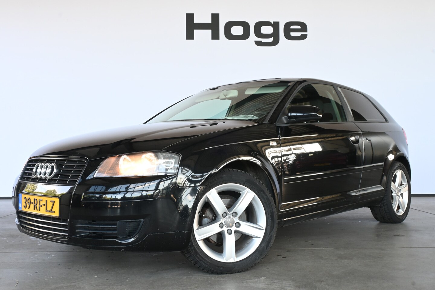 Audi A3 - 1.6 Attraction Clima Cruise Control Lichtmetaal All in Prijs! Inruil Mogelijk! - AutoWereld.nl