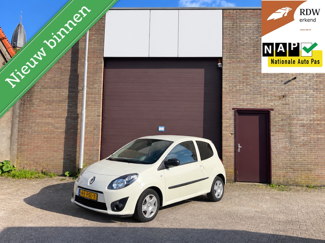 Renault Twingo - 1.2-16V Collection 145DKM | NAP | AIRCO | APK - AutoWereld.nl