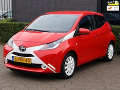 Toyota Aygo - 1.0 VVT-i x-play|Camera|Cruise|Airco|2e Eigenaar