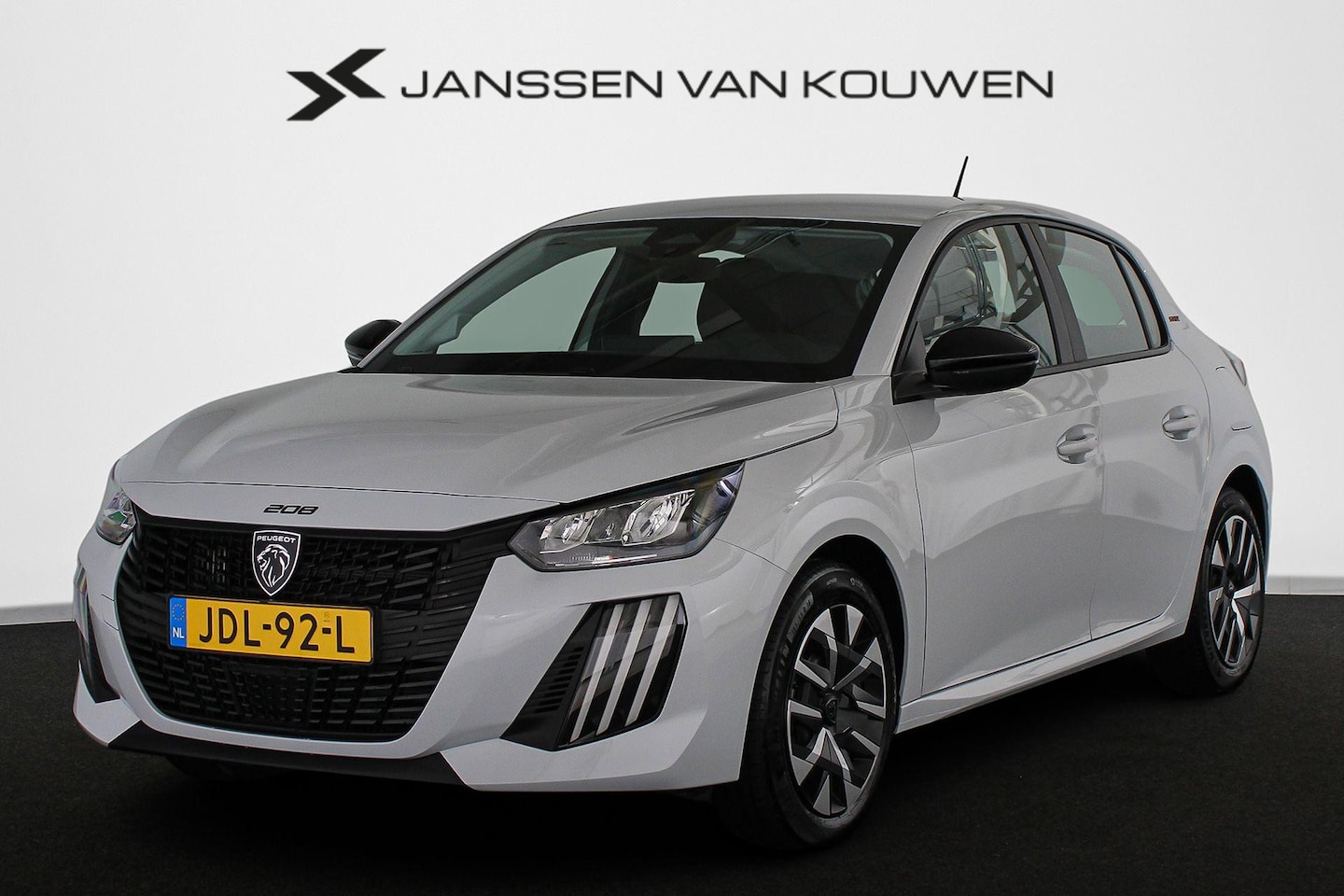 Peugeot 208 - 1.2 PureTech 100 Style Apple CarPlay Airco Cruise Control - AutoWereld.nl