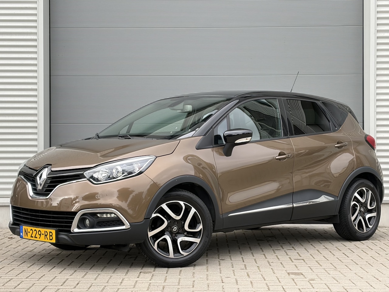 Renault Captur - 0.9 TCe Dynamique | Airco | Camera | Cruise | Pdc achter | Navigatie | half leder | - AutoWereld.nl