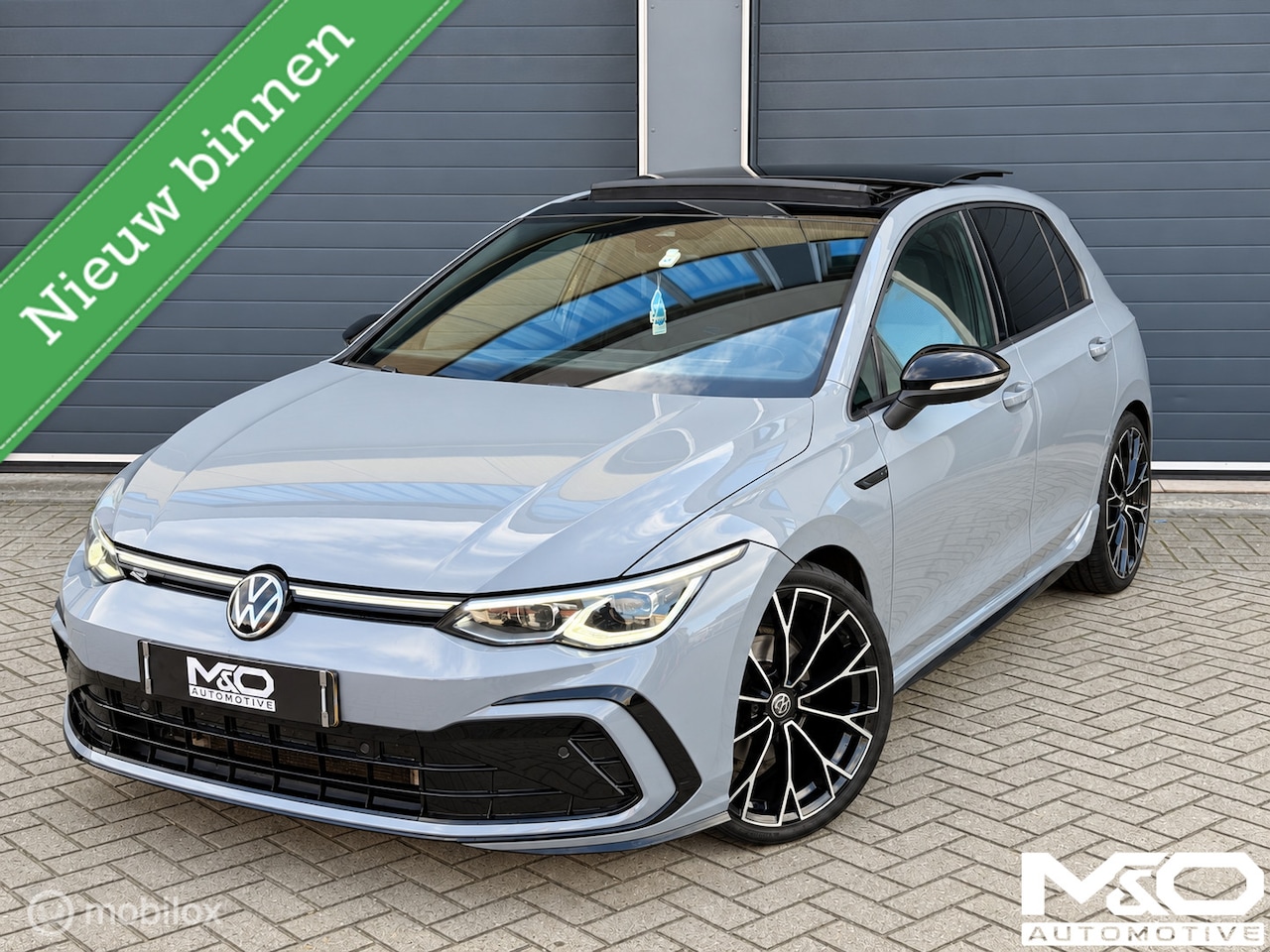 Volkswagen Golf - 2.0 TDI R-Line | PANO | STOELVW | HUD | LEER - AutoWereld.nl