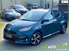 Toyota Yaris - 1.5 Hybrid 115 Business Plus | Apple Car Play | 10 jaar Fabr. Gar | NIEUWSTAAT