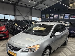 Opel Astra - 1.6 Sport AUTOMAAT
