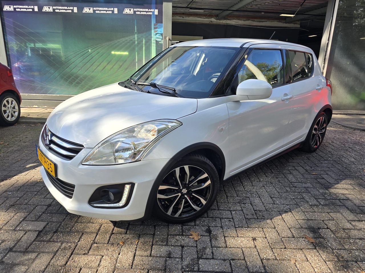 Suzuki Swift - 1.2 Style EASSS | 1E EIGENAAR | 3/6 OF 12MND GARANTIE | AIRCO | CRUISE | LMV | NW APK | - AutoWereld.nl