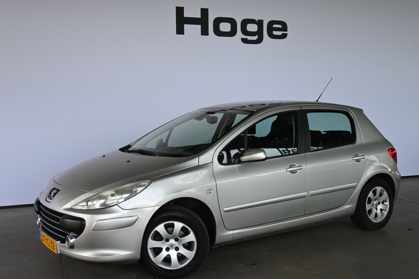 Peugeot 307 - 1.4-16V Premium Clima Cruise Control Trekhaak Nieuwe APK! Inruil Mogelijk! - AutoWereld.nl