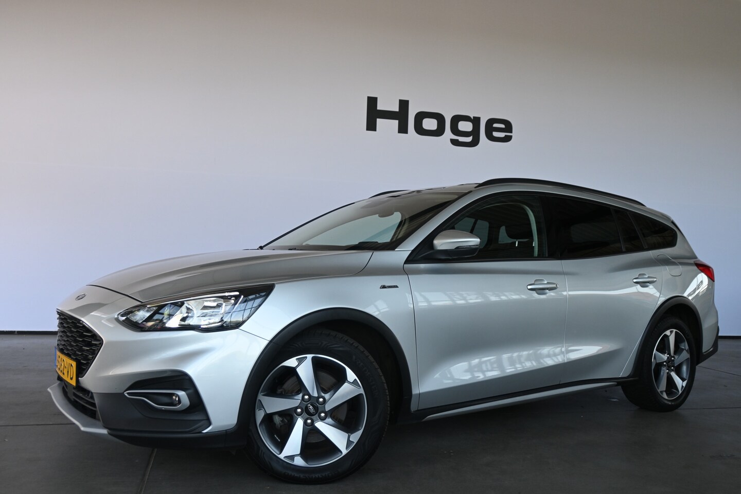 Ford Focus Wagon - 1.0 Active Business Automaat Navigatie Carplay LED Rijklaarprijs Inruil Mogelijk! - AutoWereld.nl