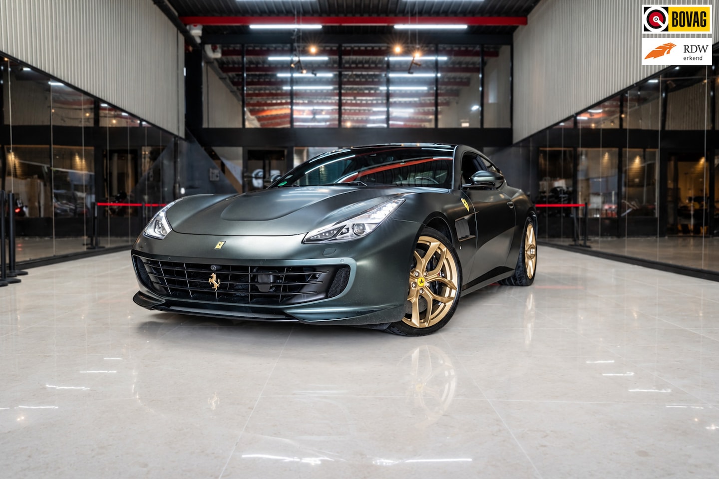 Ferrari GTC4 - 3.9 V8 Lusso T 3.9 V8 Lusso T - AutoWereld.nl