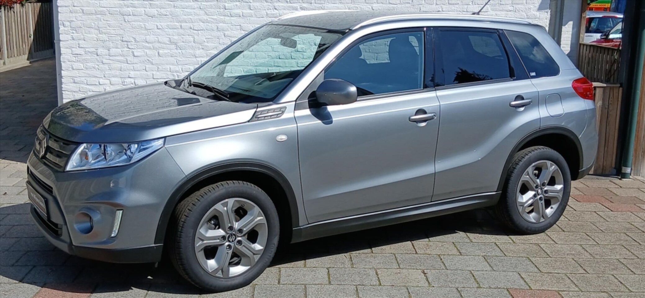 Suzuki Vitara - 1.6 VVT 120pk automaat Exclusive 33000 km - AutoWereld.nl